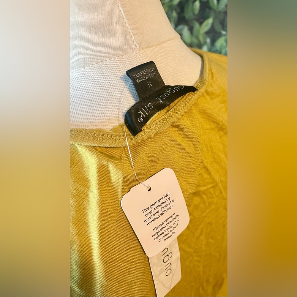 NWT Mustard yellow color sleeveless top - Picture 5 of 5
